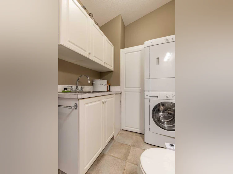 13-990 Scenic Drive S, Lethbridge, AB, T1J 4R7 - 7