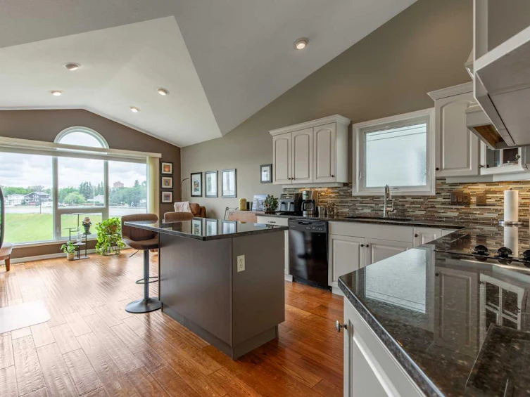 13-990 Scenic Drive S, Lethbridge, AB, T1J 4R7 - 19