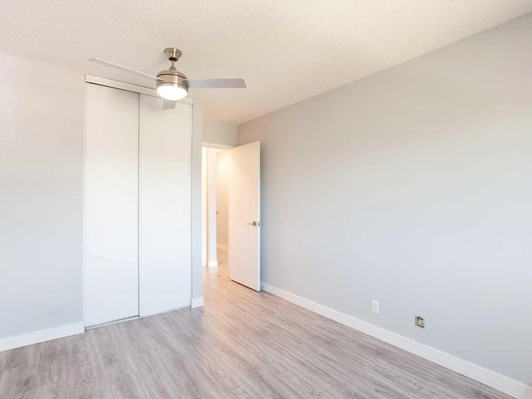 403C-5601 Dalton Drive NW, Calgary, AB, T3A 2E2 - 11