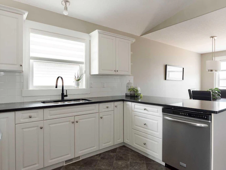 168 Atkinson, Fort Mcmurray, AB, T9J 1G2 - 10