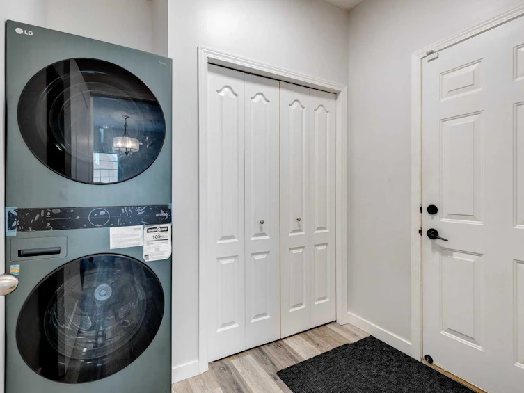 154 Bridlewood Way SW, Calgary, AB, T2Y 3S9 - 6