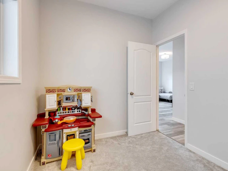154 Bridlewood Way SW, Calgary, AB, T2Y 3S9 - 12