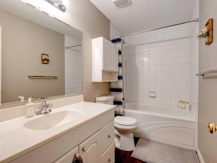 154 Bridlewood Way SW, Calgary, AB, T2Y 3S9 - 14