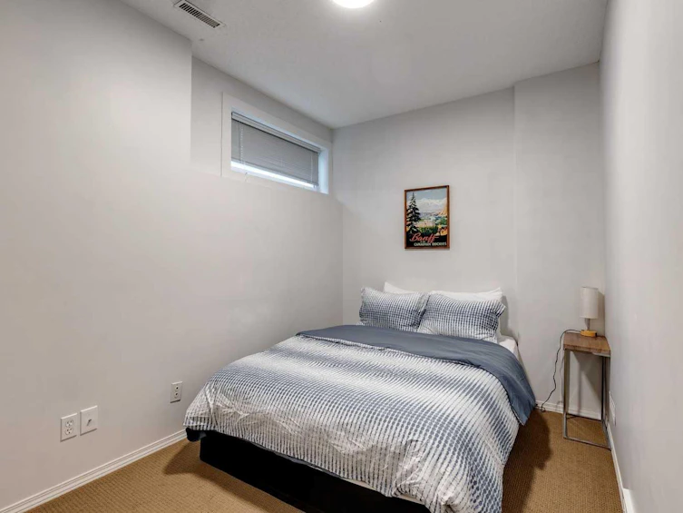 154 Bridlewood Way SW, Calgary, AB, T2Y 3S9 - 38