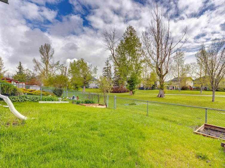 154 Bridlewood Way SW, Calgary, AB, T2Y 3S9 - 45