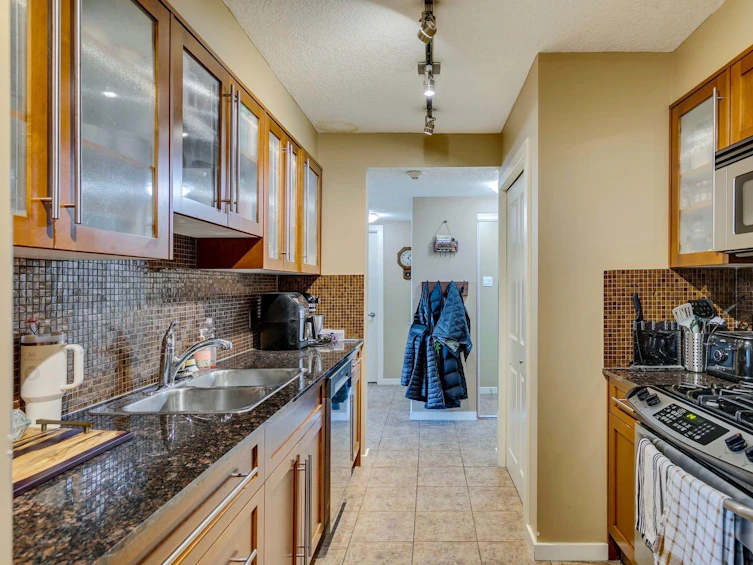 506,-429 14 Street Northwest, Calgary, AB, T2N 2A3 - 7