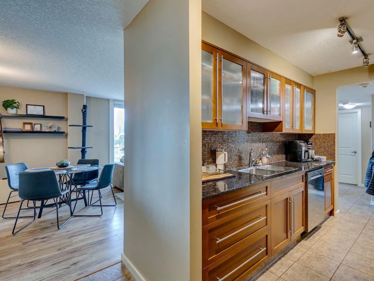 506,-429 14 Street Northwest, Calgary, AB, T2N 2A3 - 9