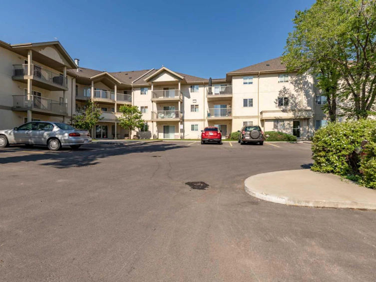207-485 Red Crow Boulevard W, Lethbridge, AB, T1K 7G6 - 3