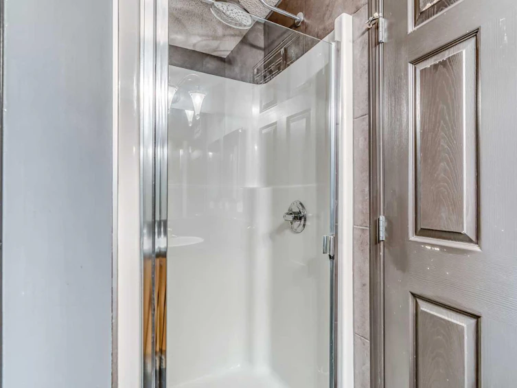 6 Bridlecrest Boulevard SW, Calgary, AB, T2Y 4X9 - 18