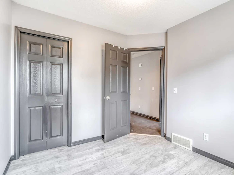6 Bridlecrest Boulevard SW, Calgary, AB, T2Y 4X9 - 20