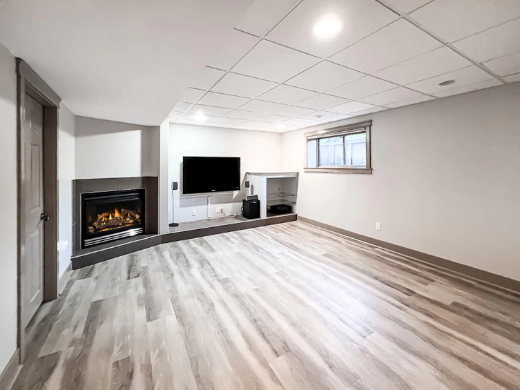 12046 Cygnet Boulevard, Grande Prairie, AB, T8X 1L9 - 33