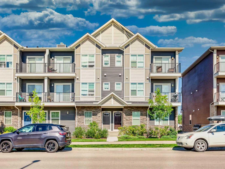 809-250 Fireside View, Cochrane, AB, T4C 2M2