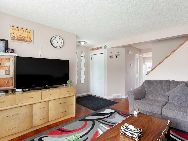 152 Martin Crossing Crescent Northeast, Calgary, AB, T3J 3S8 - 4