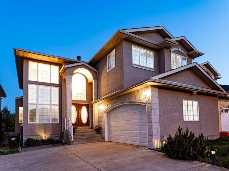 75 West Cedar Rise SW, Calgary, AB, T3H 5E2 - 3