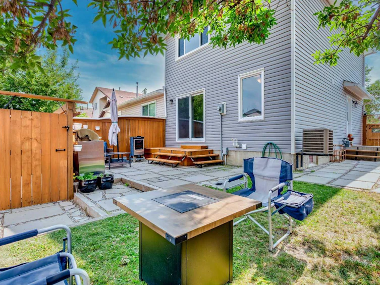 7 Deerview Way SE, Calgary, AB, T2J 6B4 - 22
