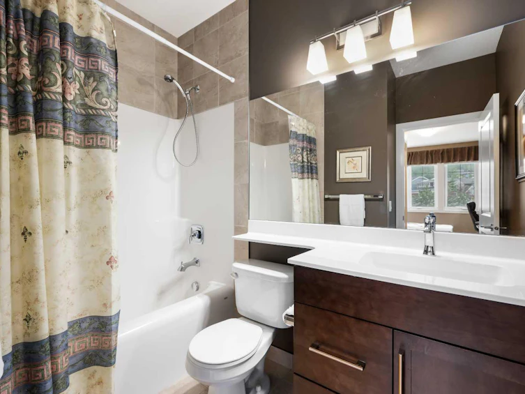 25 Crestridge View SW, Calgary, AB, T3B 0M1 - 23
