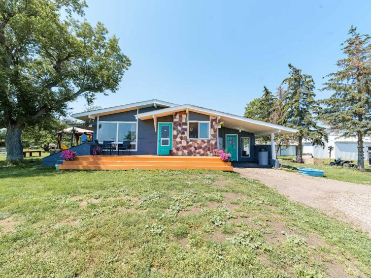 245016 Township Road 30 2, Rural Kneehill County, AB, T0M 0L0