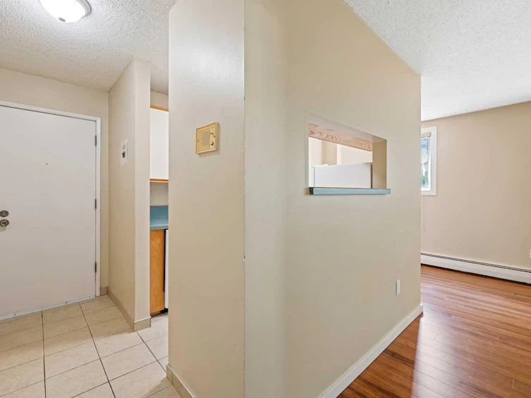 144-1435 7 Avenue NW, Calgary, AB, T2N 0Z3 - 10