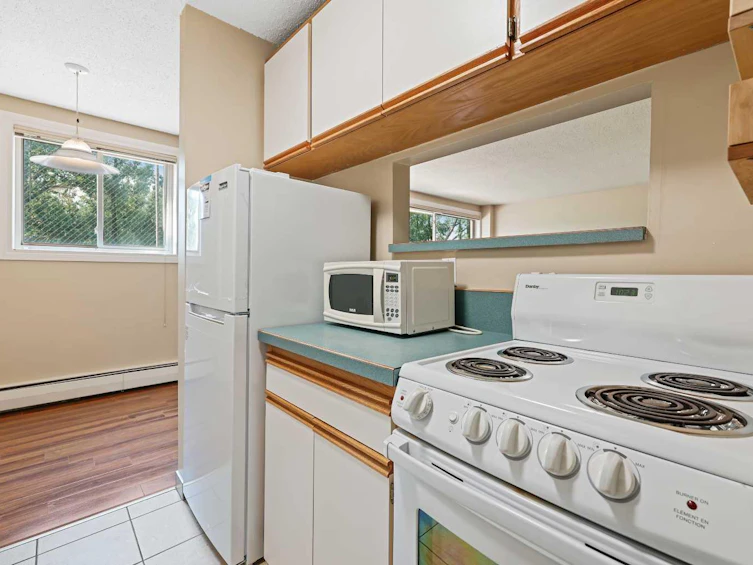 144-1435 7 Avenue NW, Calgary, AB, T2N 0Z3 - 16