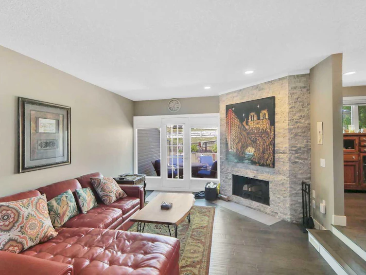 19-448 Strathcona Drive SW, Calgary, AB, T3H 1M3 - 4
