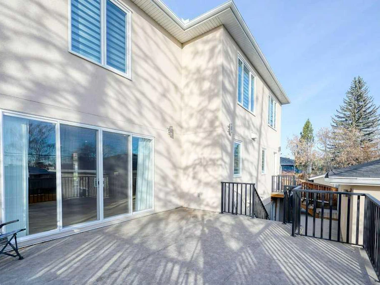 54 Malibou Road SW, Calgary, AB, T2V 1W8 - 15