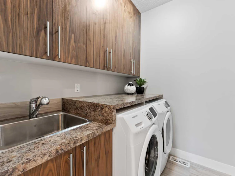 621 55 Avenue SW, Calgary, AB, T2V 0G2 - 25