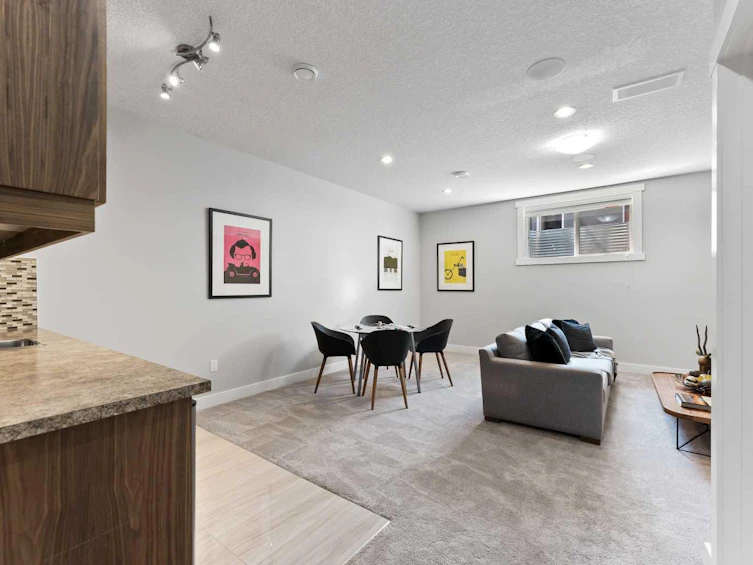 621 55 Avenue SW, Calgary, AB, T2V 0G2 - 30