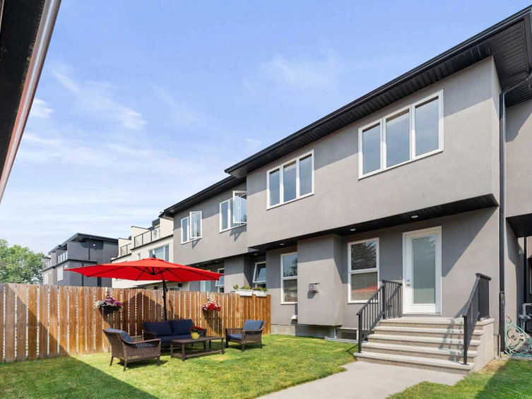 621 55 Avenue SW, Calgary, AB, T2V 0G2 - 35