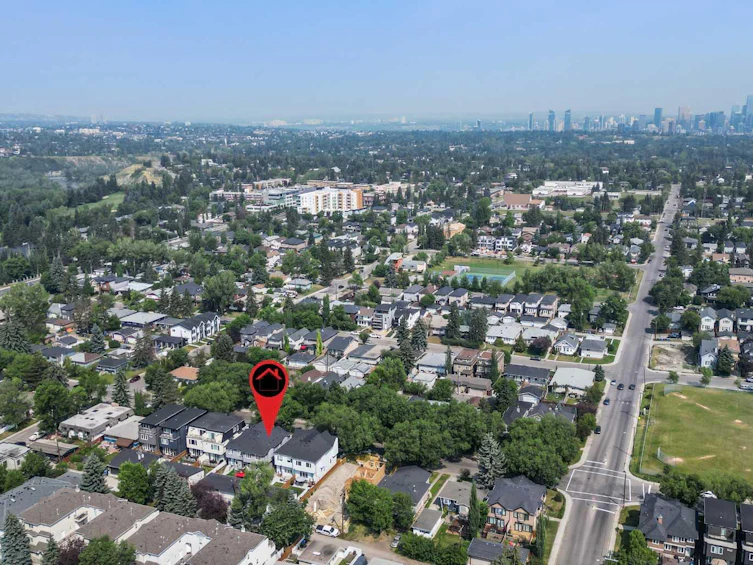 621 55 Avenue SW, Calgary, AB, T2V 0G2 - 40