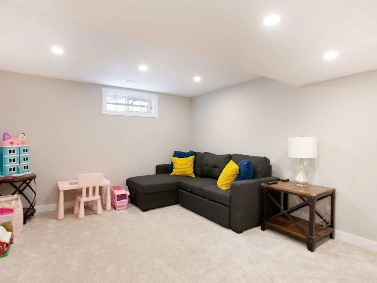 72 Strathcona Close SW, Calgary, AB, T3H 1L3 - 19