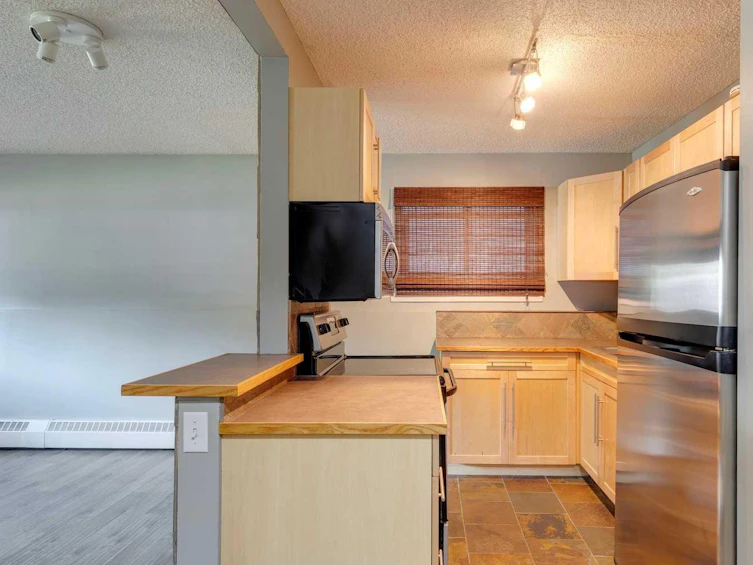 101-534 20 Avenue SW, Calgary, AB, T2S 0E8 - 5