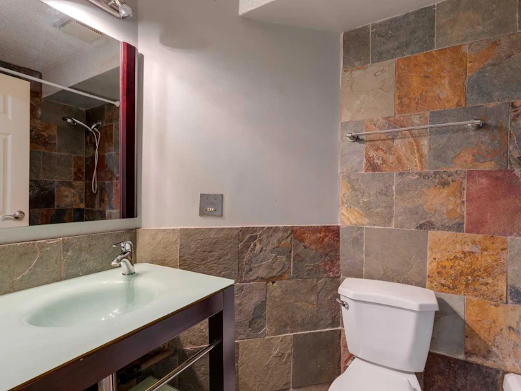 101-534 20 Avenue SW, Calgary, AB, T2S 0E8 - 10
