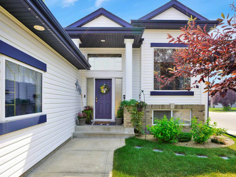 30 Alexis Street, Red Deer, AB, T4R 3E6 - 2