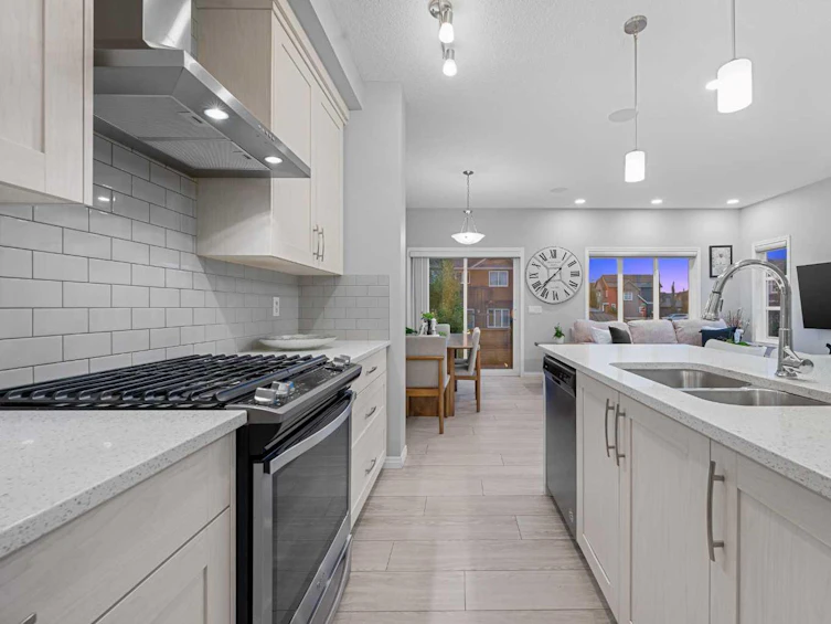 149 Carringvue Park Northwest, Calgary, AB, T3P 1L1 - 11