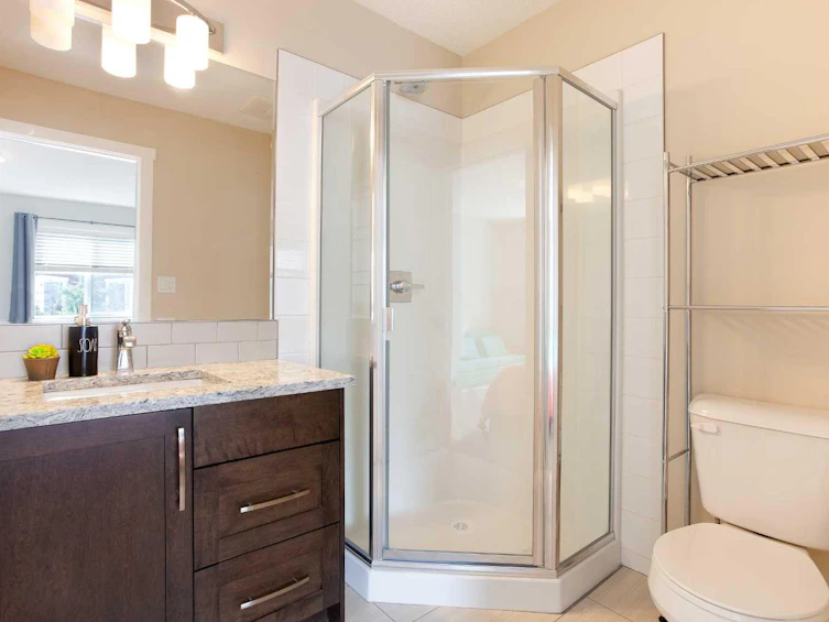 1514-2400 Ravenswood View SE, Airdrie, AB, T4A 0V7 - 16