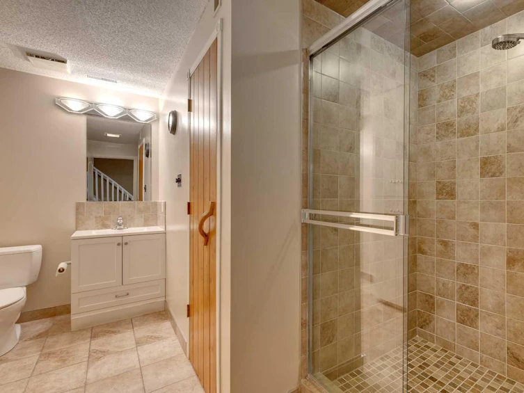 64 Douglas Woods View Southeast, Calgary, AB, T2Z 2A5 - 32