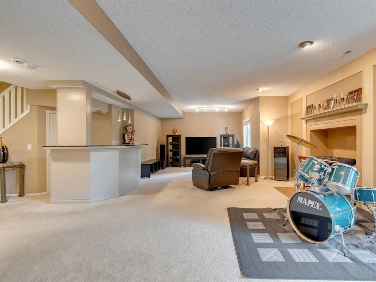 64 Douglas Woods View Southeast, Calgary, AB, T2Z 2A5 - 37