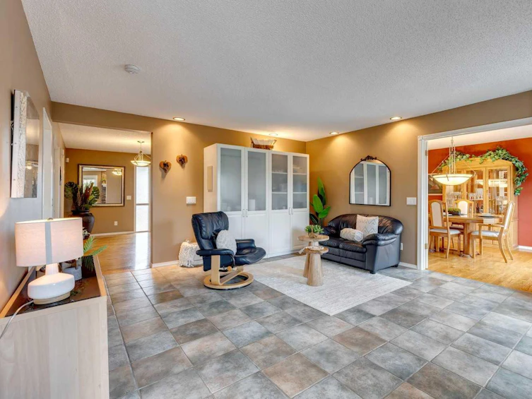 64 Douglas Woods View Southeast, Calgary, AB, T2Z 2A5 - 11