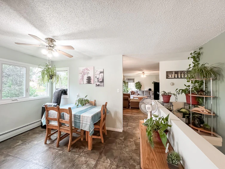 201 4 Avenue NE, Mclennan, AB, T0H 2L0 - 8