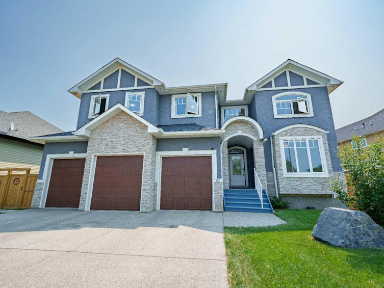 168 Kinniburgh Boulevard, Chestermere, AB, T1X 0M2
