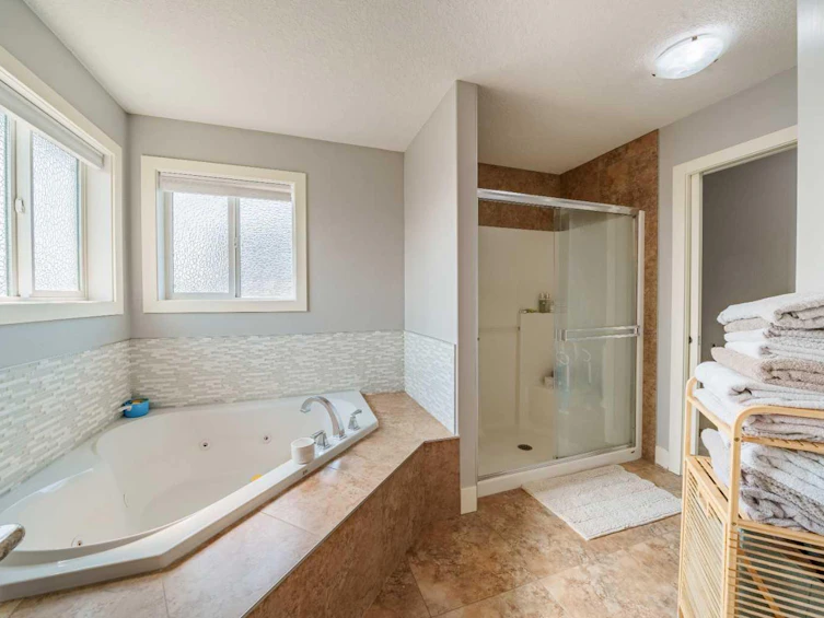 168 Kinniburgh Boulevard, Chestermere, AB, T1X 0M2 - 18