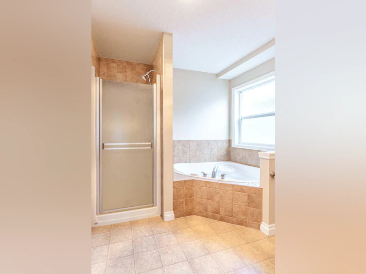 24 Thornfield Close Southeast, Airdrie, AB, T4A 2K7 - 10