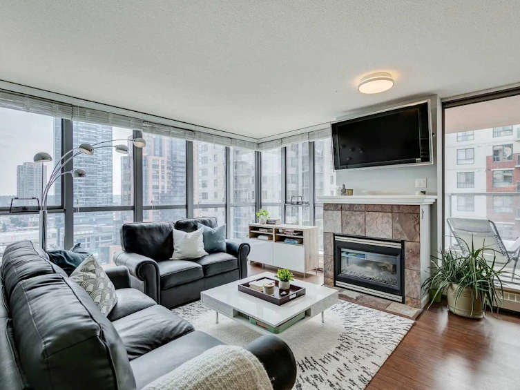 1401-650 10 Street SW, Calgary, AB, T2P 5G4