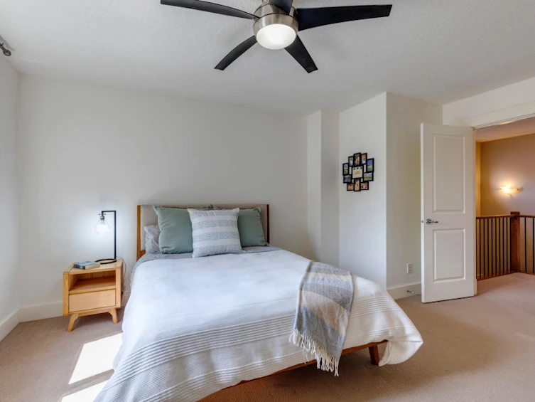 2-2332 2 Avenue NW, Calgary, AB, T2N 0H2 - 22
