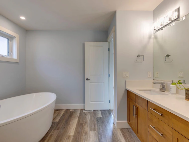 2-2332 2 Avenue NW, Calgary, AB, T2N 0H2 - 26