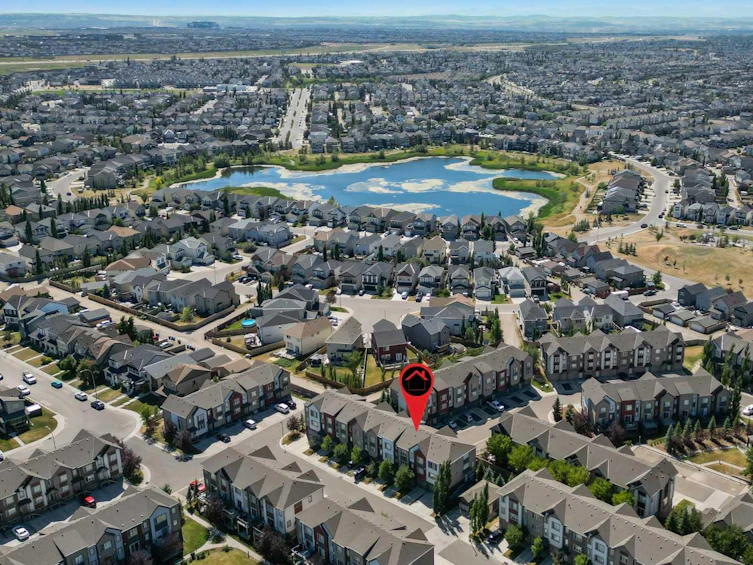 168 Copperpond Villas Southeast, Calgary, AB, T2Z 5B8 - 3