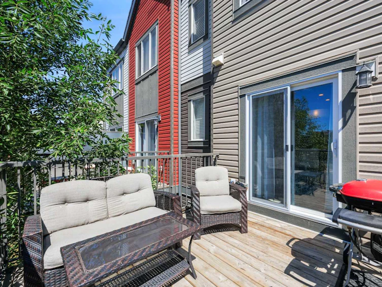 168 Copperpond Villas Southeast, Calgary, AB, T2Z 5B8 - 24