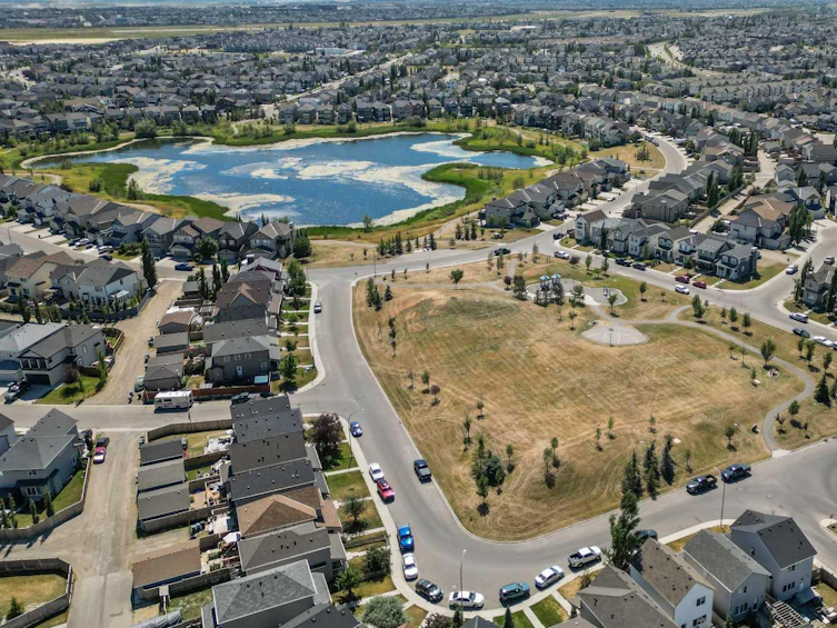 168 Copperpond Villas Southeast, Calgary, AB, T2Z 5B8 - 29