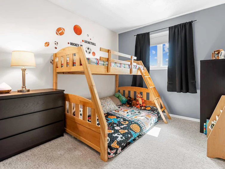 85 Mcdougall Crescent, Red Deer, AB, T4R 1T2 - 25