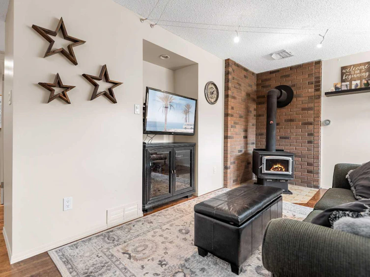 85 Mcdougall Crescent, Red Deer, AB, T4R 1T2 - 30